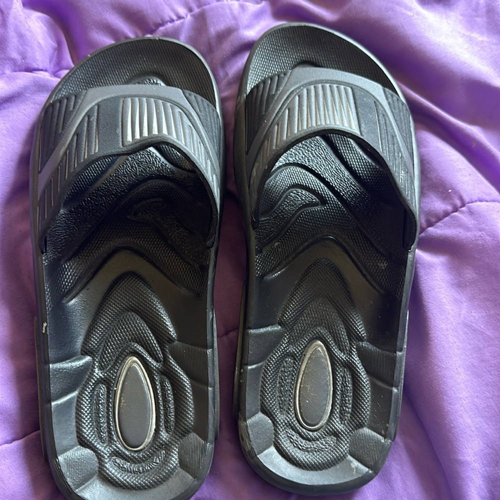 Grendene Black/Silver Slides
